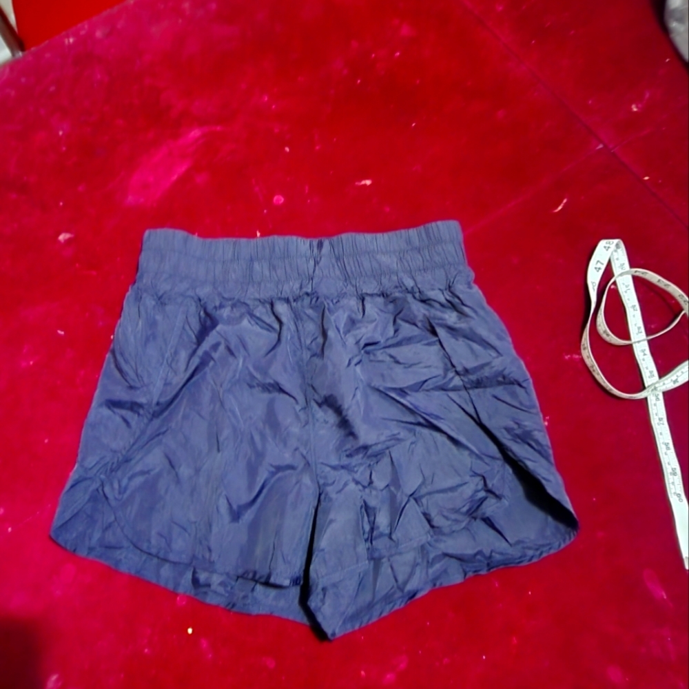 NWOT ... Kinesis Shorts - Picture 2 of 5
